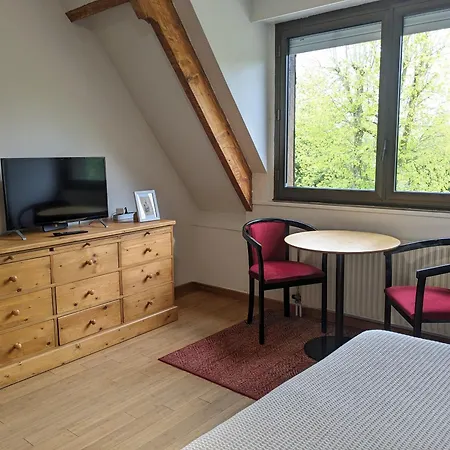 Le Louis Dort Au Calme Apartamento Équemauville