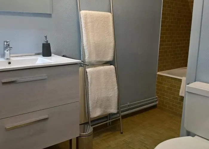 Le Louis Dort Au Calme Equemauville