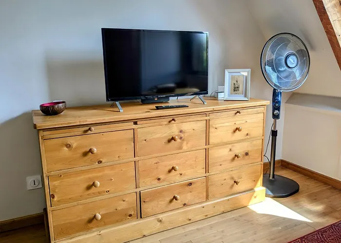 Le Louis Dort Au Calme Équemauville