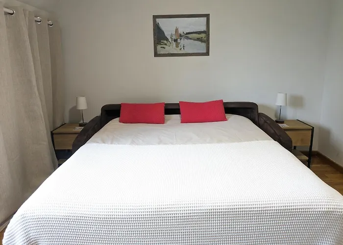 Le Louis Dort Au Calme *